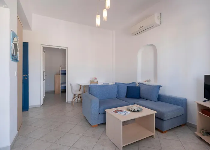 Emma's Summer House * 莱瓦贾