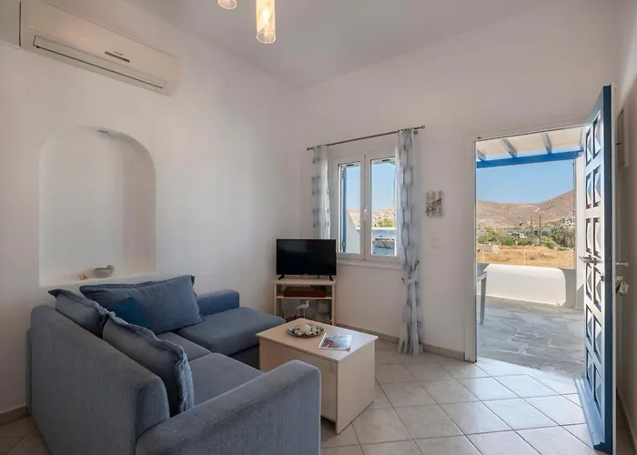 Emma's Summer House * 莱瓦贾